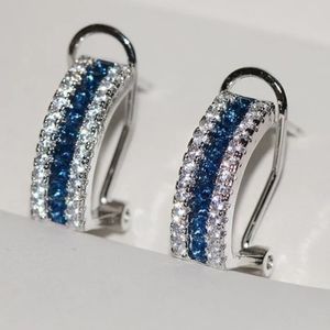 NEW STUD 18K WHITE GOLD BLUE EARRINGS